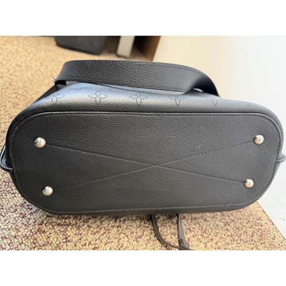 Louis Vuitton Girolata Mahina Leather Black Monogram Bucket Bag Tote Drawstring - Picture 7 of 16